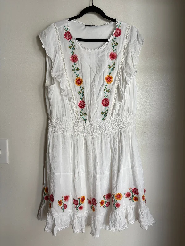 Dress Casual Midi By Andree By Unit In White, Size: 3x Best midi dresses for tall women